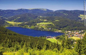 Blick auf den Titisee (Bild: Hochschwarzwald Tourismus Gmbh)
